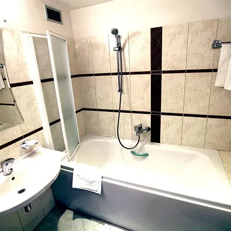 Guest house Nese Pramogu Bankas Guest House 4*